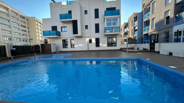 Revente - Appartements -
Torrevieja - Calas Blancas