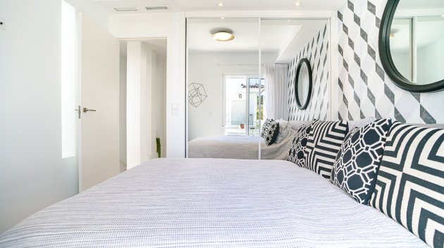 Reventa - Chalets -
Ciudad Quesada