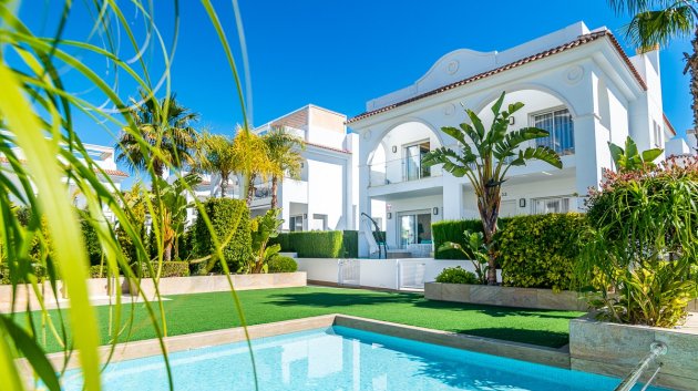 Reventa - Chalets -
Ciudad Quesada
