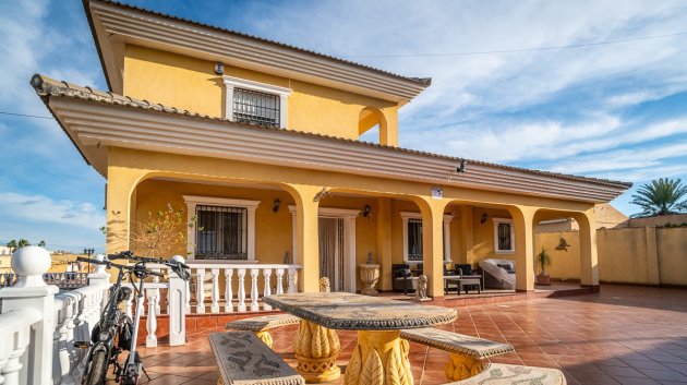 Revente - Villa -
Torrevieja - LOS BALCONES - LOS ALTOS