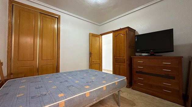 Reventa - Apartamentos -
Los Montesinos