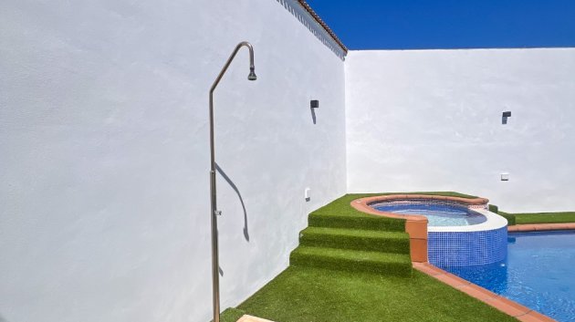 Revente - Villa -
Torrevieja - Los Balcones