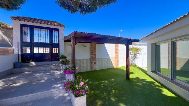 Revente - Villa -
Torrevieja - Los Balcones