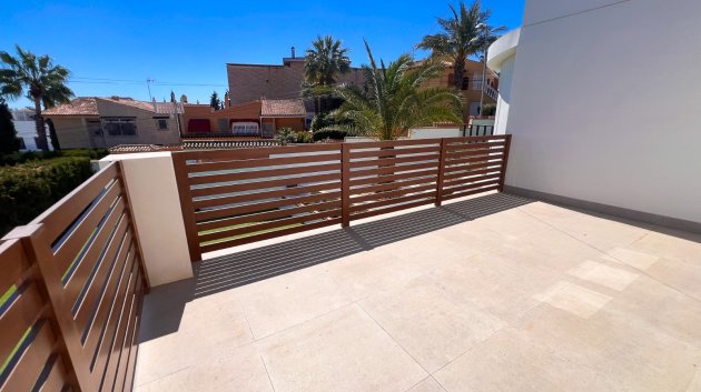 Revente - Villa -
Torrevieja - Los Balcones