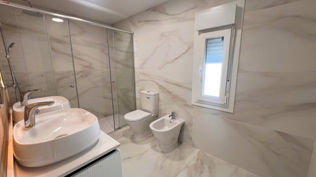Revente - Villa -
Torrevieja - Los Balcones