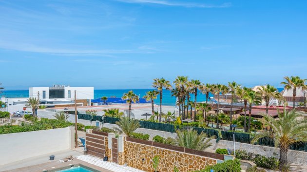 Revente - Villa -
Torrevieja - La Mata