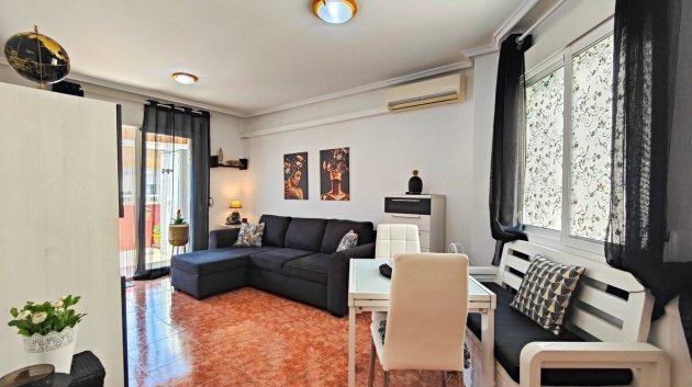 Resale - Apartments -
Torrevieja - Playa del Cura