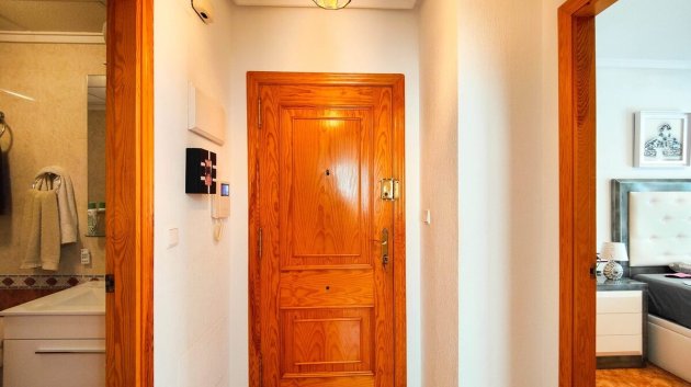Resale - Apartments -
Torrevieja - Playa del Cura