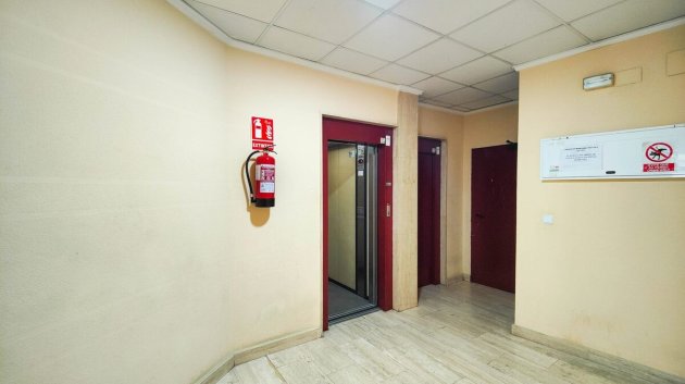 Resale - Apartments -
Torrevieja - Playa del Cura