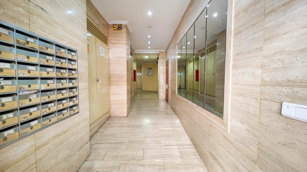 Resale - Apartments -
Torrevieja - Playa del Cura