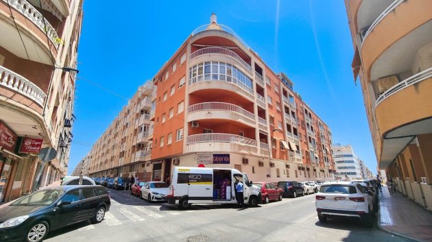 Resale - Apartments -
Torrevieja - Playa del Cura