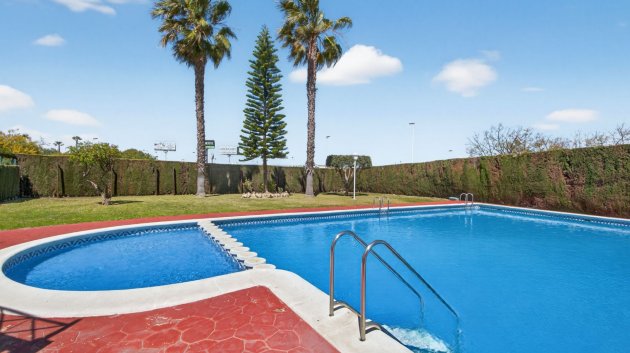 Revente - Appartements -
Torrevieja - Aguas Nuevas