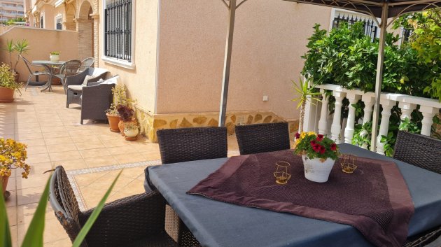 Revente - Villa -
Orihuela Costa - Los Dolses