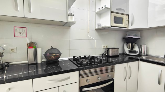 Resale - Townhouse -
Torrevieja - Torreta - Salado