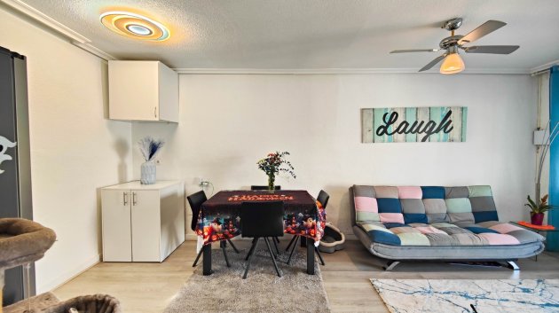 Resale - Townhouse -
Torrevieja - Torreta - Salado