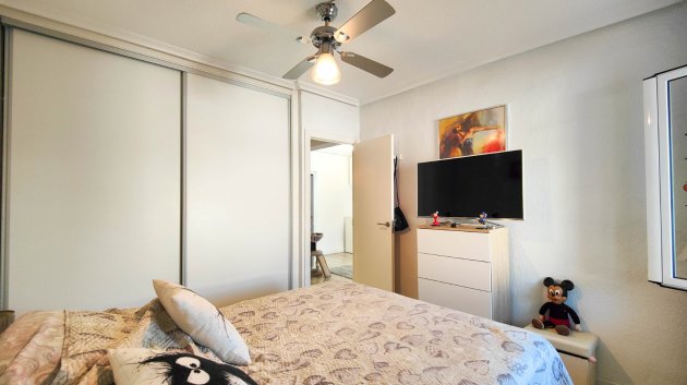 Resale - Townhouse -
Torrevieja - Torreta - Salado