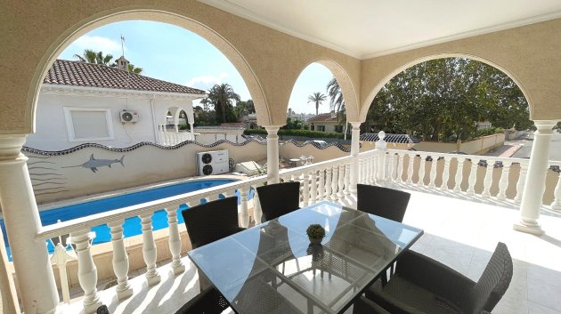 Reventa - Chalets -
Ciudad Quesada