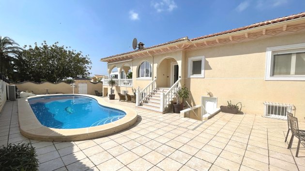 Reventa - Chalets -
Ciudad Quesada