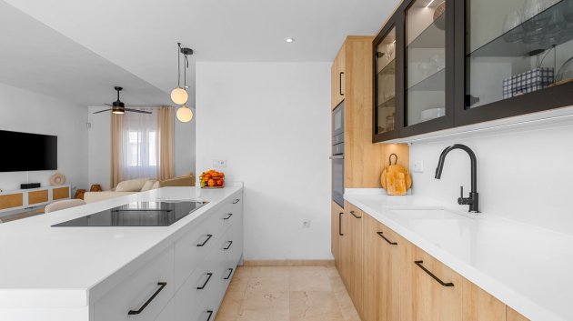 Resale - Townhouse -
Alicante - Playa San Juan