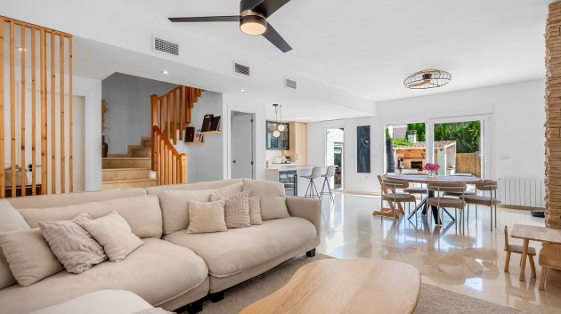 Resale - Townhouse -
Alicante - Playa San Juan
