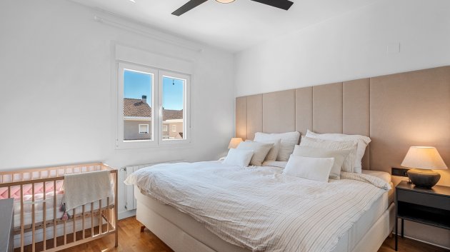 Resale - Townhouse -
Alicante - Playa San Juan