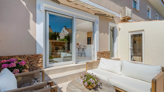 Resale - Townhouse -
Alicante - Playa San Juan