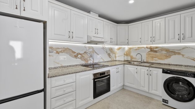 Resale - Apartments -
Orihuela Costa - Campoamor