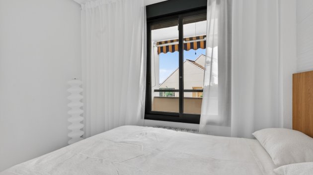 Resale - Apartments -
Orihuela Costa - Campoamor