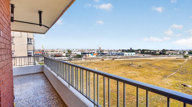 Resale - Apartments -
Orihuela Costa - Punta Prima
