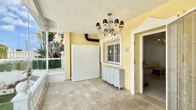Resale - Townhouse -
Benijofar