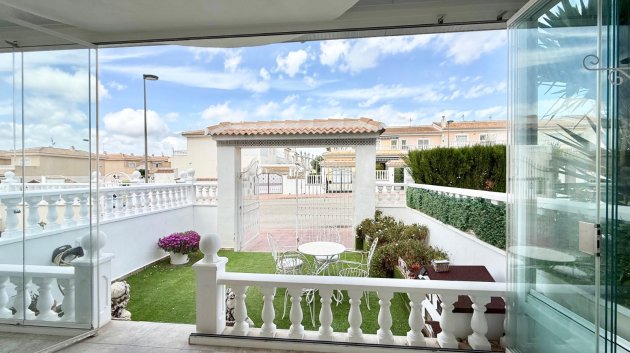 Resale - Townhouse -
Benijofar
