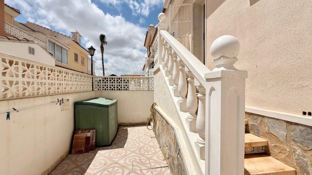 Resale - Townhouse -
Benijofar
