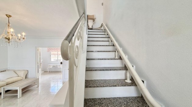 Resale - Townhouse -
Benijofar