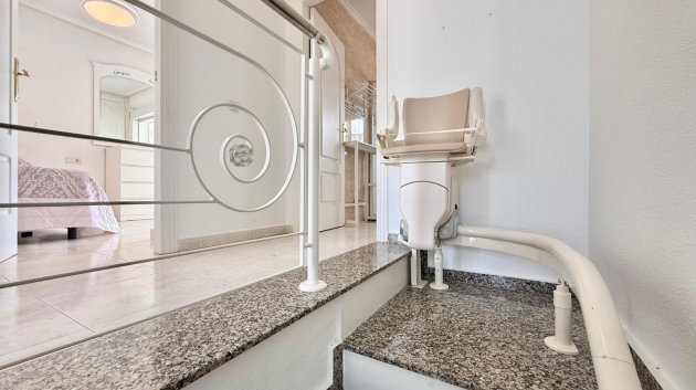 Resale - Townhouse -
Benijofar
