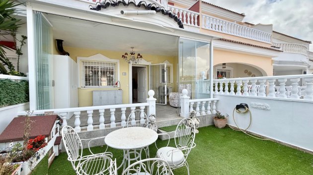 Resale - Townhouse -
Benijofar