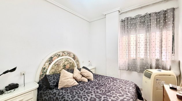 Reventa - Apartamentos -
Torrevieja - Playa del Cura