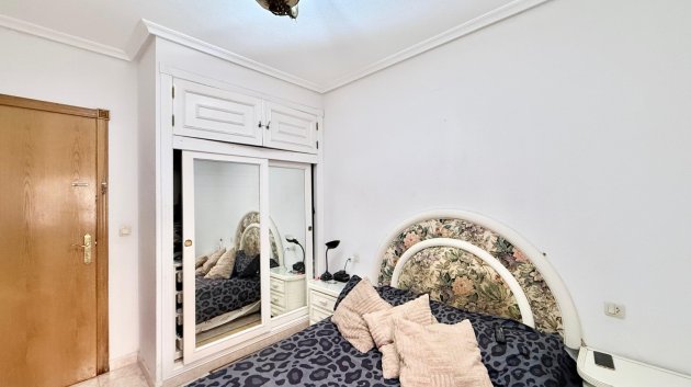 Reventa - Apartamentos -
Torrevieja - Playa del Cura
