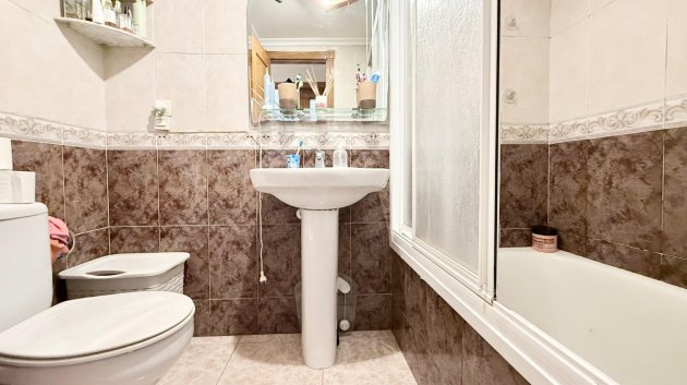 Reventa - Apartamentos -
Torrevieja - Playa del Cura