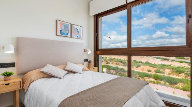 Obra nueva - Apartamentos -
Torrevieja