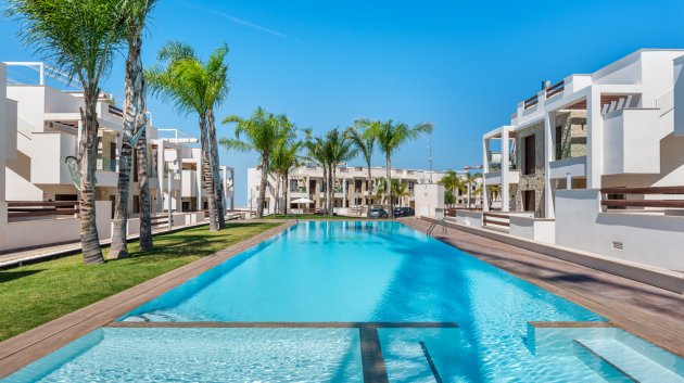 Obra nueva - Apartamentos -
Torrevieja