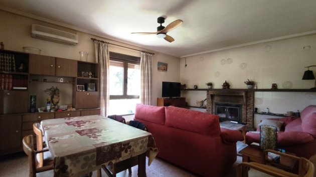 Reventa - Chalets -
Alcoy - Urbanizaciones