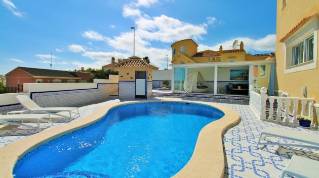 Revente - Villa -
Villamartín