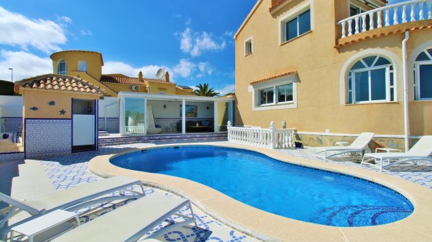 Revente - Villa -
Villamartín
