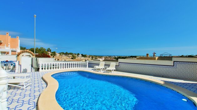 Revente - Villa -
Villamartín