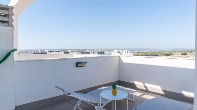 Reventa - Apartamentos -
El Raso