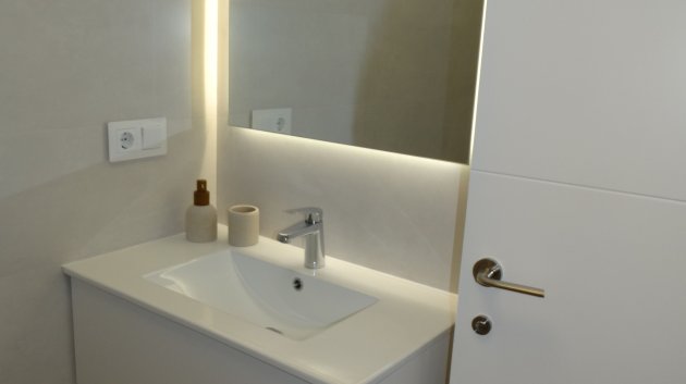 Obra nueva - Apartamentos -
Pilar de la Horadada