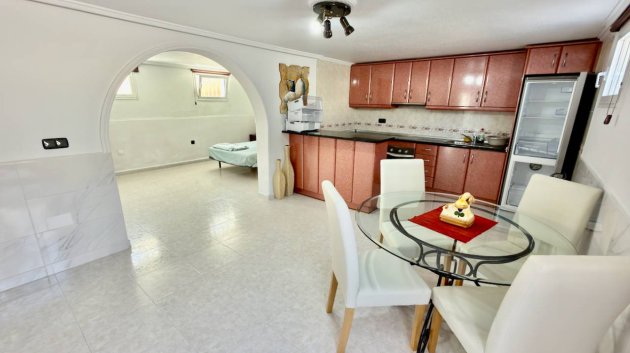 Resale - Villa -
Ciudad Quesada - Urbanizaciones