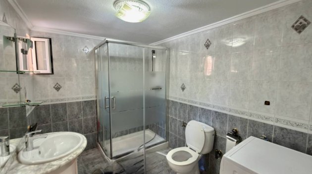 Resale - Villa -
Ciudad Quesada - Urbanizaciones
