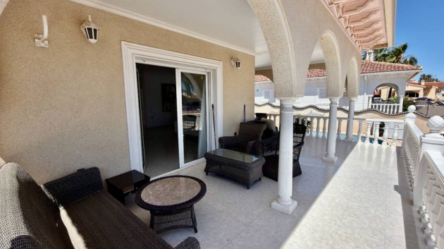Resale - Villa -
Ciudad Quesada - Urbanizaciones
