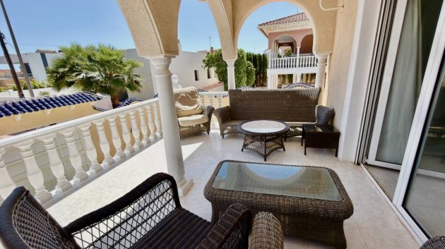 Resale - Villa -
Ciudad Quesada - Urbanizaciones